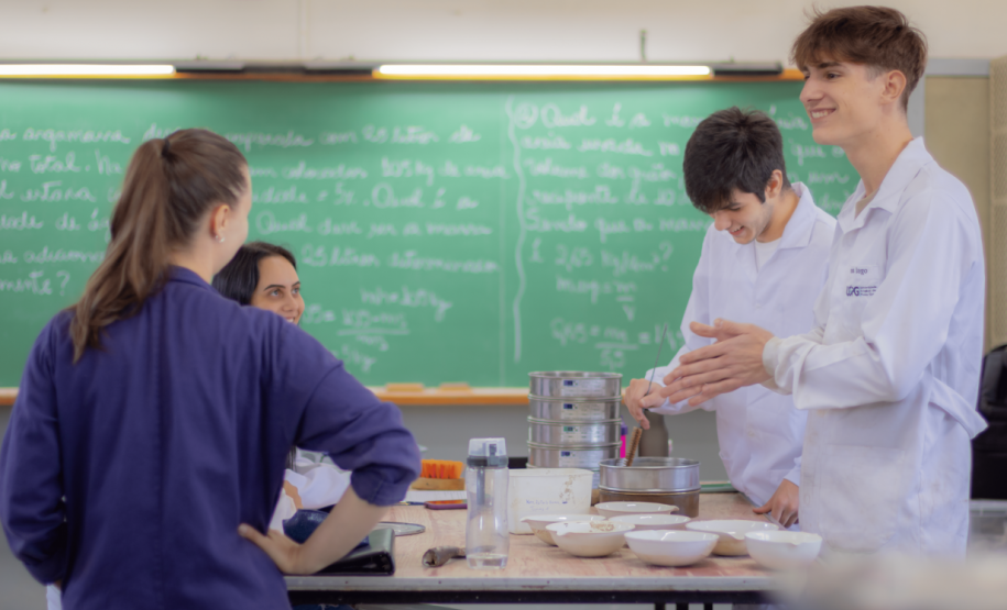 Universidades estaduais do Paraná têm alta histórica de 68,4% e reúnem 32 cursos de excelência
