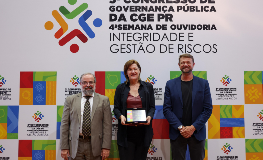 CGE reúne 700 servidores estaduais e municipais para debater transparência