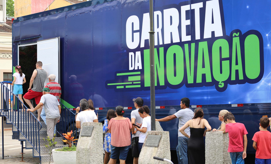 Carreta da Inovação vai oferecer atividades gratuitas em sete cidades do Litoral no verão