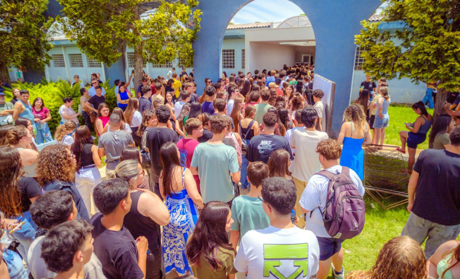 Cerca de 14 mil candidatos realizam o PSS da Universidade Estadual de Ponta Grossa