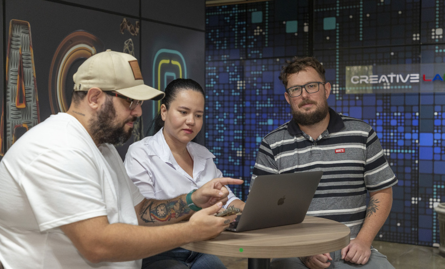 Startup incubada no Tecpar busca facilitar ‘juridiquês’ com inteligência artificial