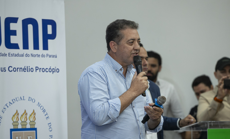 Ratinho Junior autoriza implementação do curso de Medicina na UENP para atender o Norte Pioneiro