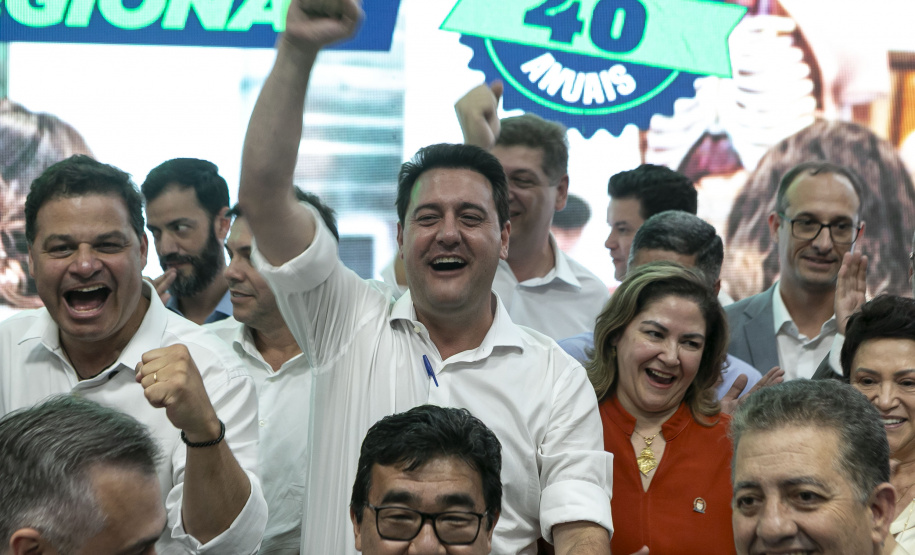 Ratinho Junior autoriza implementação do curso de Medicina na UENP para atender o Norte Pioneiro