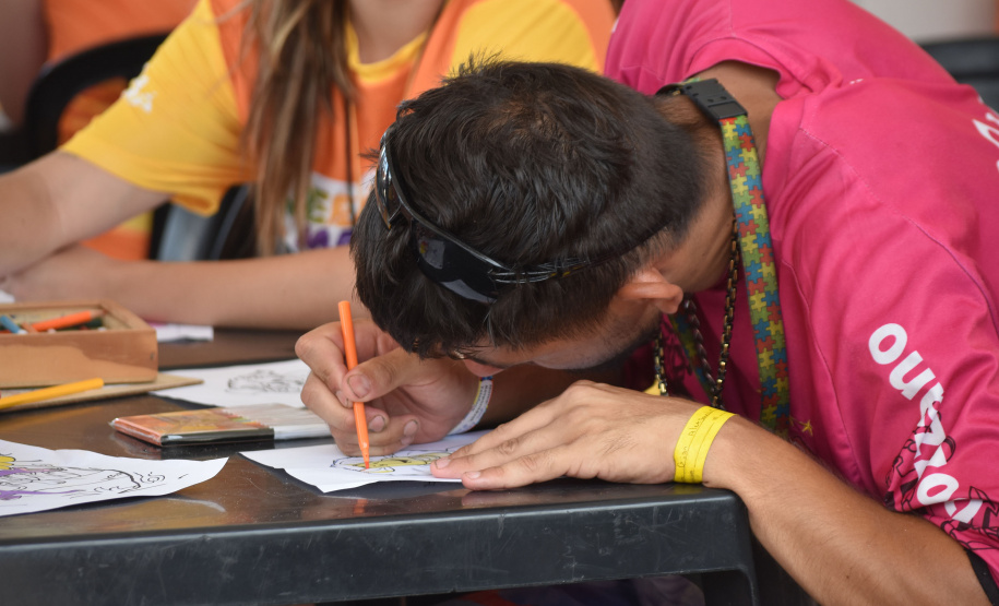 Universidades estaduais reforçam ações de inclusão no Verão Maior Paraná