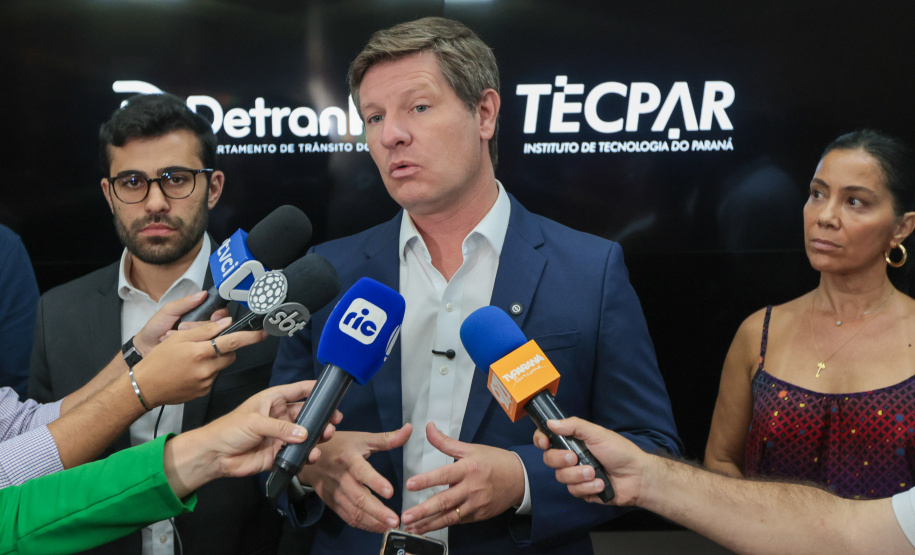 Passaporte digital: motoristas do Paraná agora podem ter registro inovador de veículos