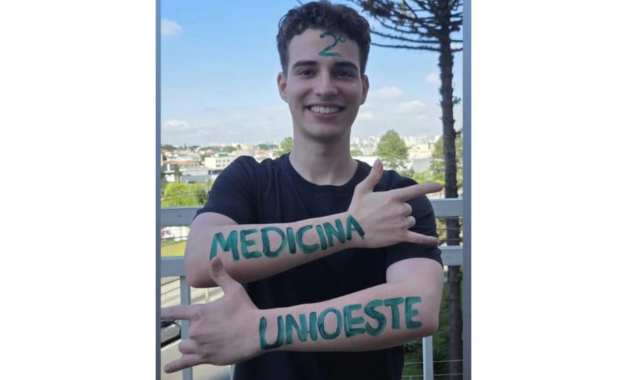 Resultado do Aprova Paraná Universidades realiza sonho de estudantes paranaenses