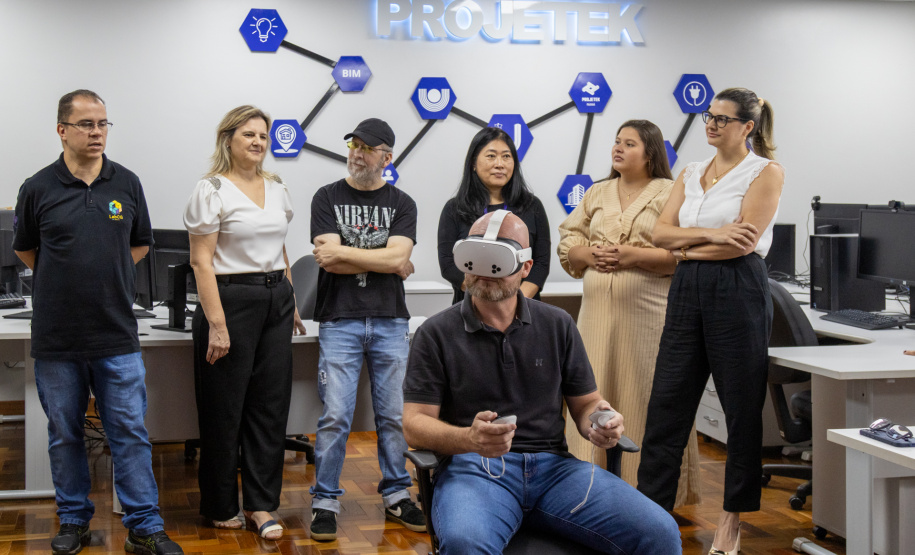 Projetek da Unioeste entrega projeto arquitetônico de escola municipal para Cafelândia