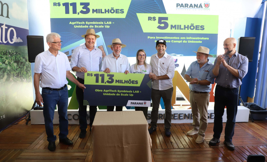 Estado anuncia R$ 16 milhões para novo prédio de pesquisa de alimentos e reformas na Unioeste