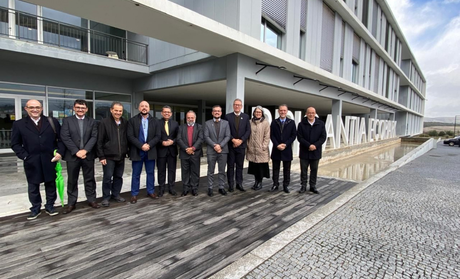 Universidades estaduais do Paraná firmam acordos de dupla diplomação em Portugal