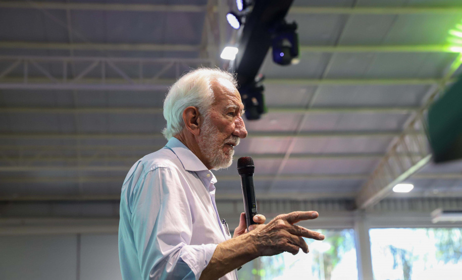 Estado anuncia R$ 16 milhões para novo prédio de pesquisa de alimentos e reformas na Unioeste