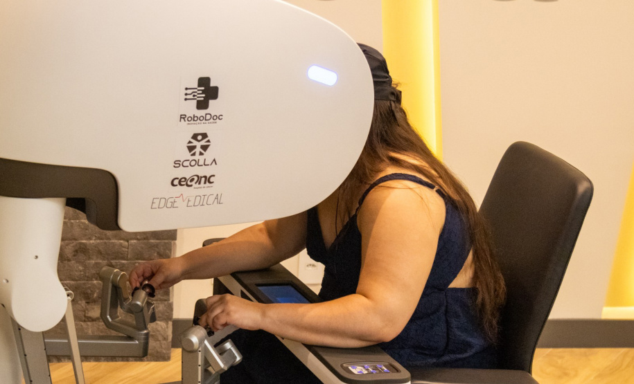 Unioeste inclui telecirurgia robótica na aprendizagem de estudantes de Medicina