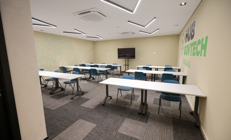 Hub GovTech Paraná inaugura sede em Curitiba e lança primeiro edital de aceleração
