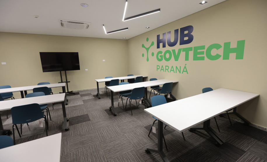 Hub GovTech Paraná inaugura sede em Curitiba e lança primeiro edital de aceleração