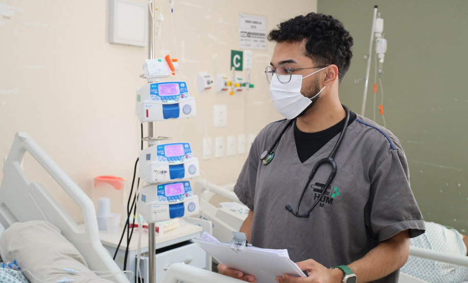100% SUS, Hospital da UEM alcança 60 mil atendimentos de urgência em 2025