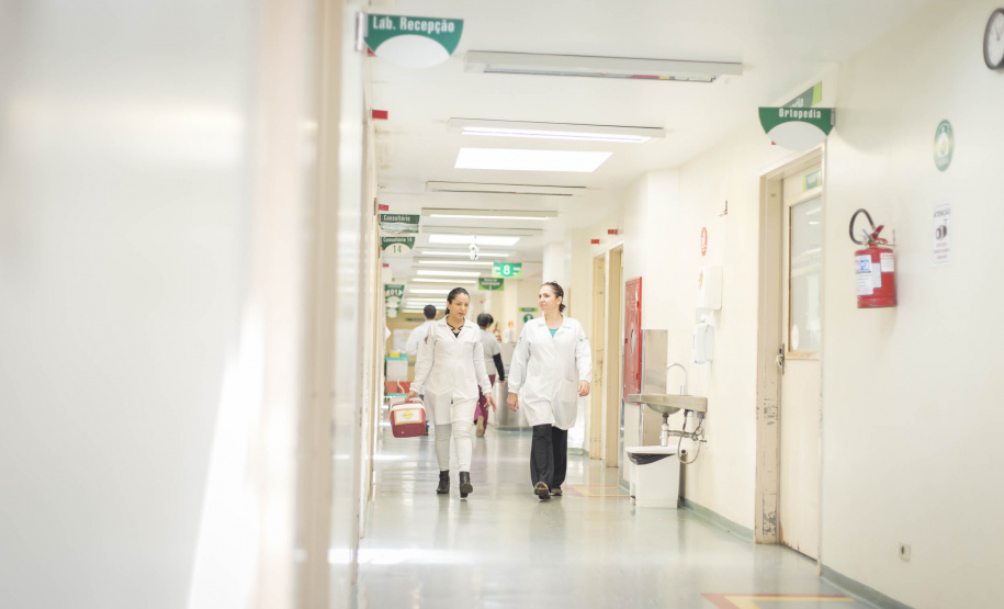 100% SUS, Hospital da UEM alcança 60 mil atendimentos de urgência em 2025