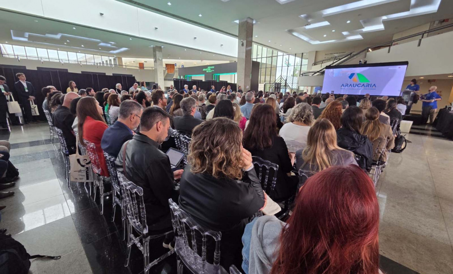 Semana de Ciência, Tecnologia e Inovação abre com anúncio de R$ 42 milhões para pesquisas