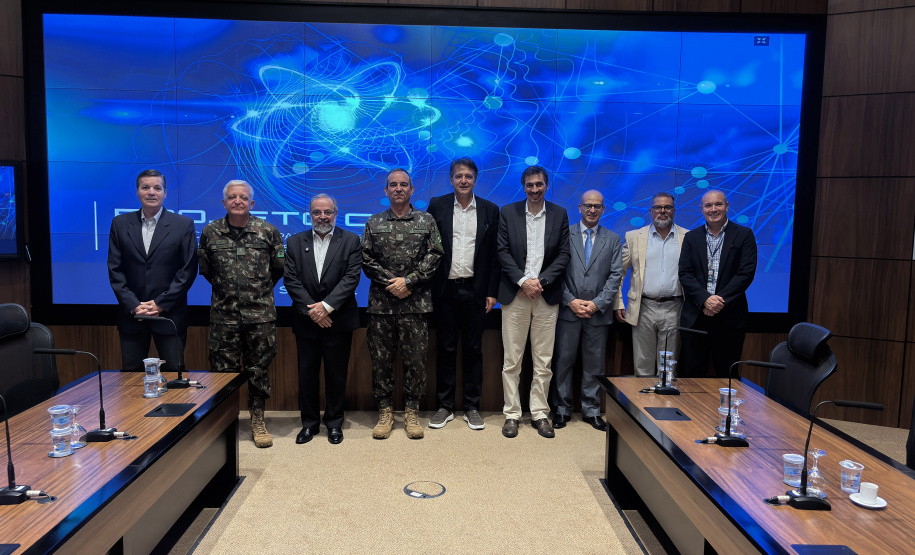 Paraná lança programa de capacitação digital para alunos de graduação e pós-graduação