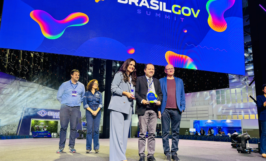 Paraná conquista cinco prêmios no BrasilGov Summit 2026 com inovações tecnológicas