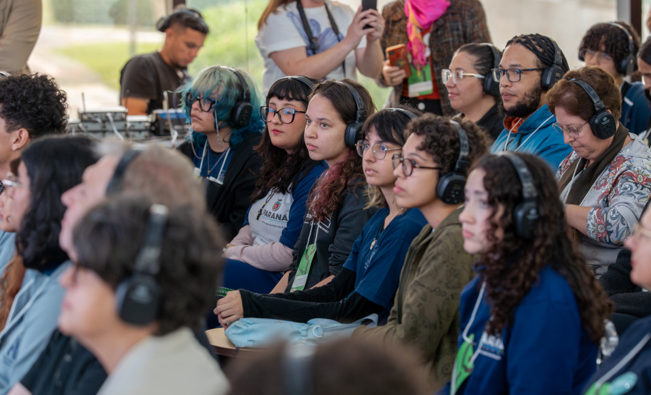 Semana Araucária divulga projetos científicos dos alunos da rede estadual