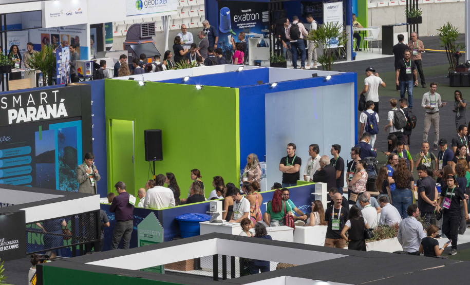 Tecpar apresenta soluções inovadores em saúde e tecnologia no Smart City Curitiba