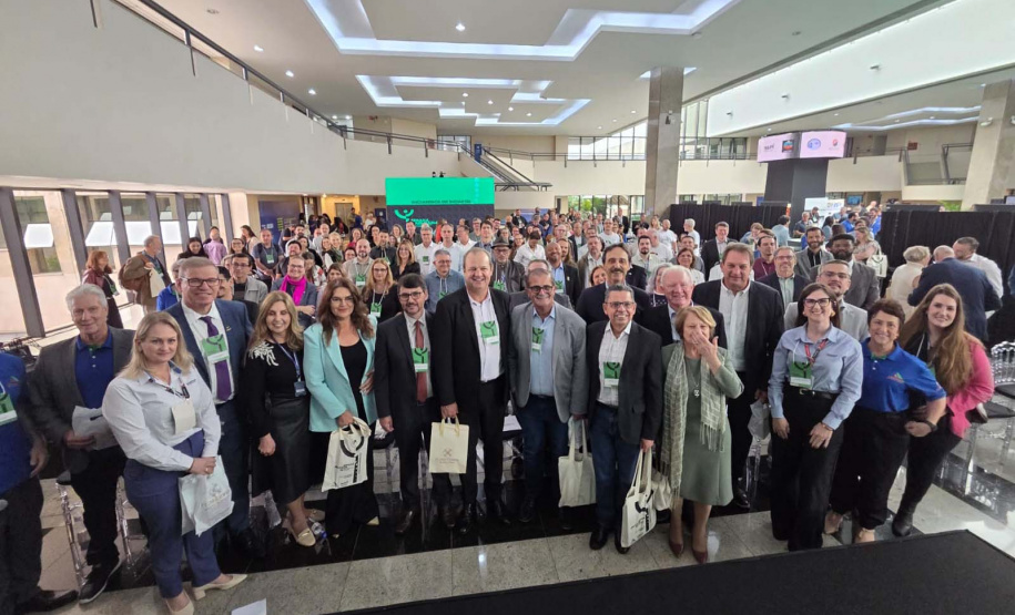 Semana de Ciência, Tecnologia e Inovação abre com anúncio de R$ 42 milhões para pesquisas