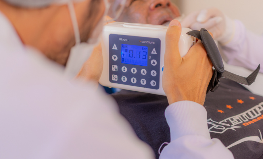 Condomínio do Idoso em Jaguariaíva recebe projeto de extensão odontológico da UEPG