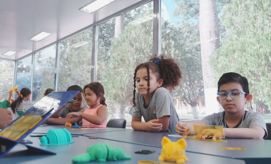 Bom Sucesso e Guaraci recebem atividades da Carreta da Inovação nesta semana