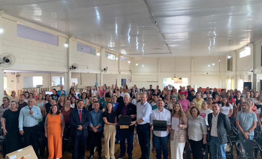 Paraná reforça formação de professores de Cantagalo com cursos de educação digital