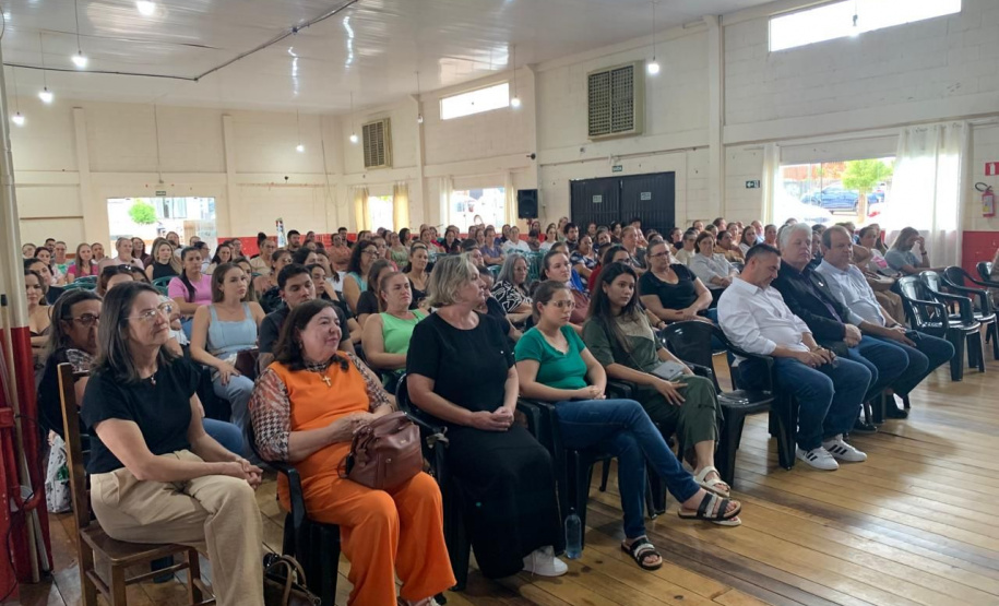 Paraná reforça formação de professores de Cantagalo com cursos de educação digital