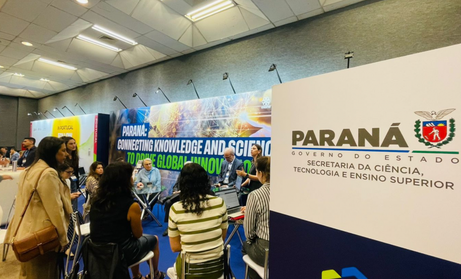 Paraná apresenta ações de internacionalização do ensino superior em conferência nacional