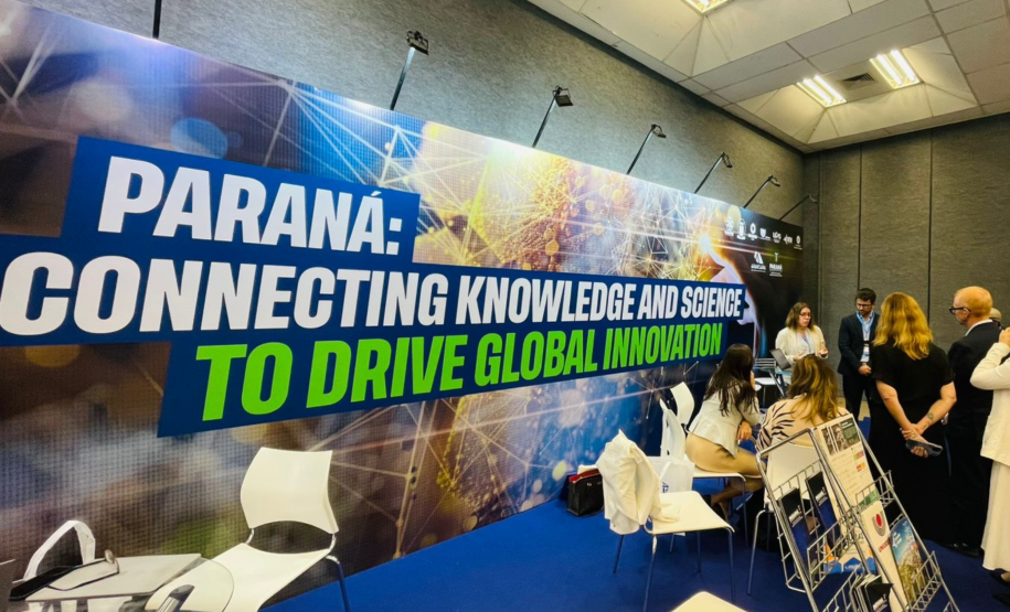 Paraná apresenta ações de internacionalização do ensino superior em conferência nacional