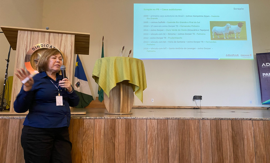 Adapar promove treinamento para controle de zoonoses em animais de produção