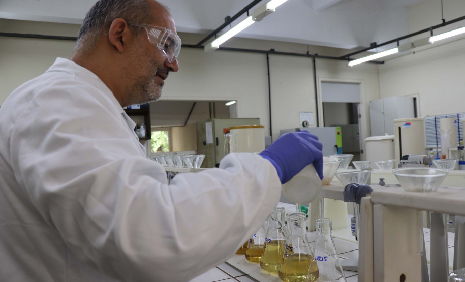 Tecpar inicia projeto inédito para estudar DNA do solo do Paraná