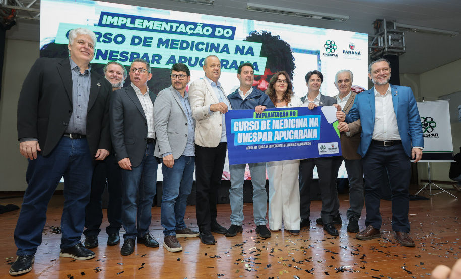 Ratinho Junior autoriza curso de Medicina na Unespar, demanda histórica da região de Apucarana
