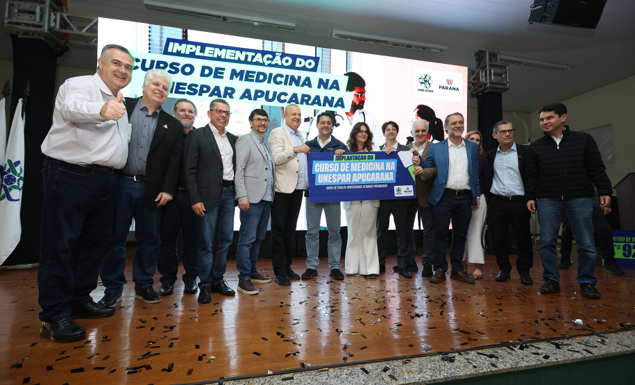Ratinho Junior autoriza curso de Medicina na Unespar, demanda histórica da região de Apucarana