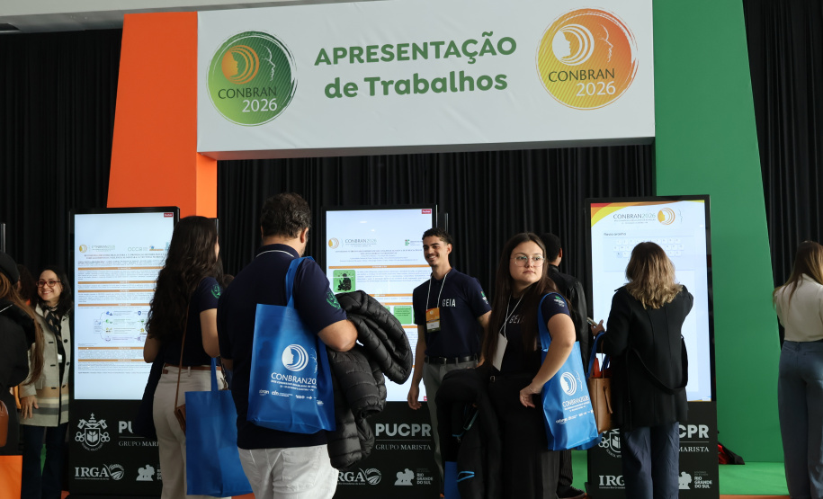 Paraná marca presença e apresenta exemplos em congresso nacional de nutrição