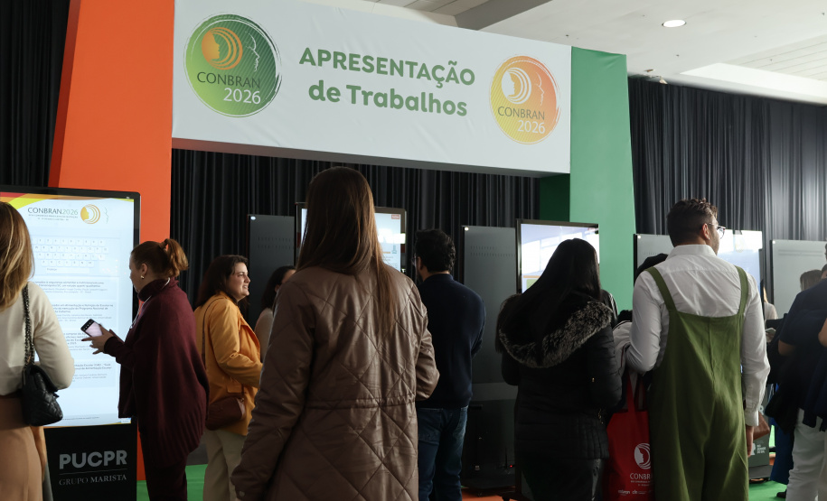 Paraná marca presença e apresenta exemplos em congresso nacional de nutrição
