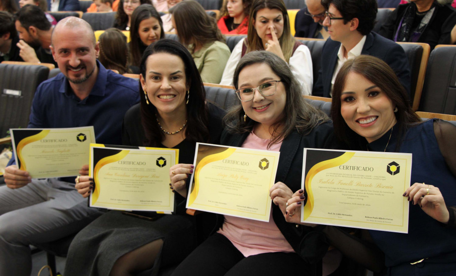 Unicentro recepciona 35 novos professores efetivos em cerimônias nos câmpus de Guarapuava e Irati