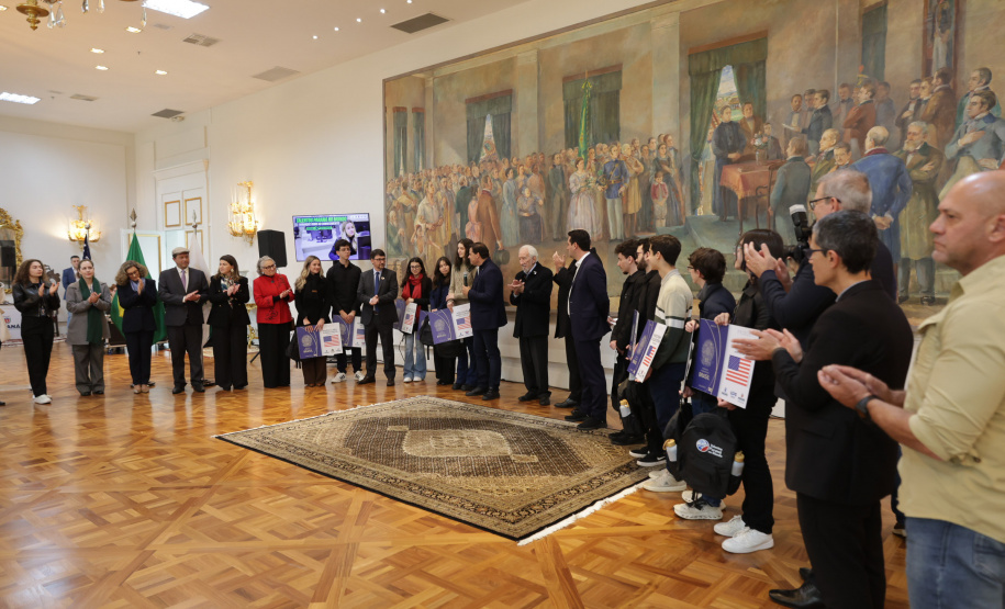 Alunos de universidades estaduais farão programa de formação em Nova York