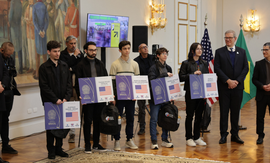 Alunos de universidades estaduais farão programa de formação em Nova York