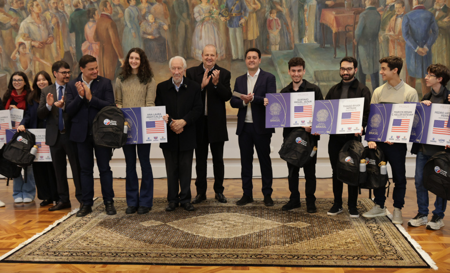Alunos de universidades estaduais farão programa de formação em Nova York