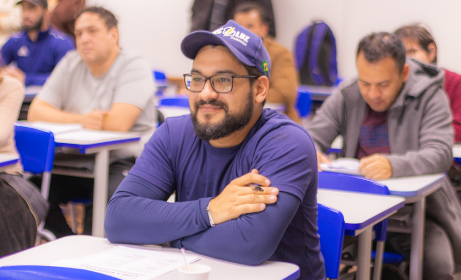 Migrantes de 14 nacionalidades aprendem português em projeto de extensão da UEPG