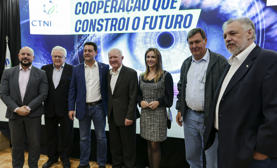 Paraná ganha cooperativa inédita para transformar ciência em negócios inovadores