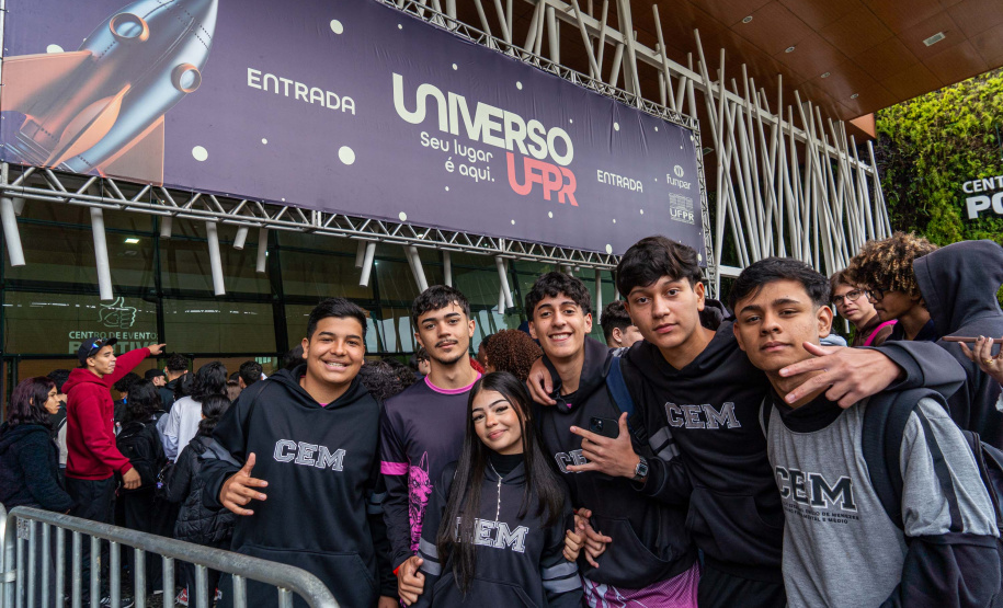 Estado participa da Universo UFPR, maior feira de educação superior do Paraná