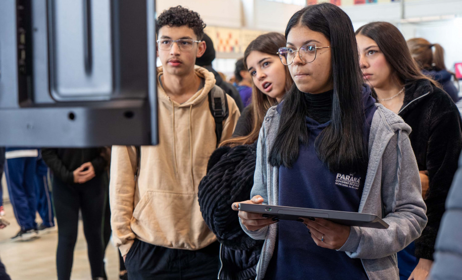 Estado participa da Universo UFPR, maior feira de educação superior do Paraná