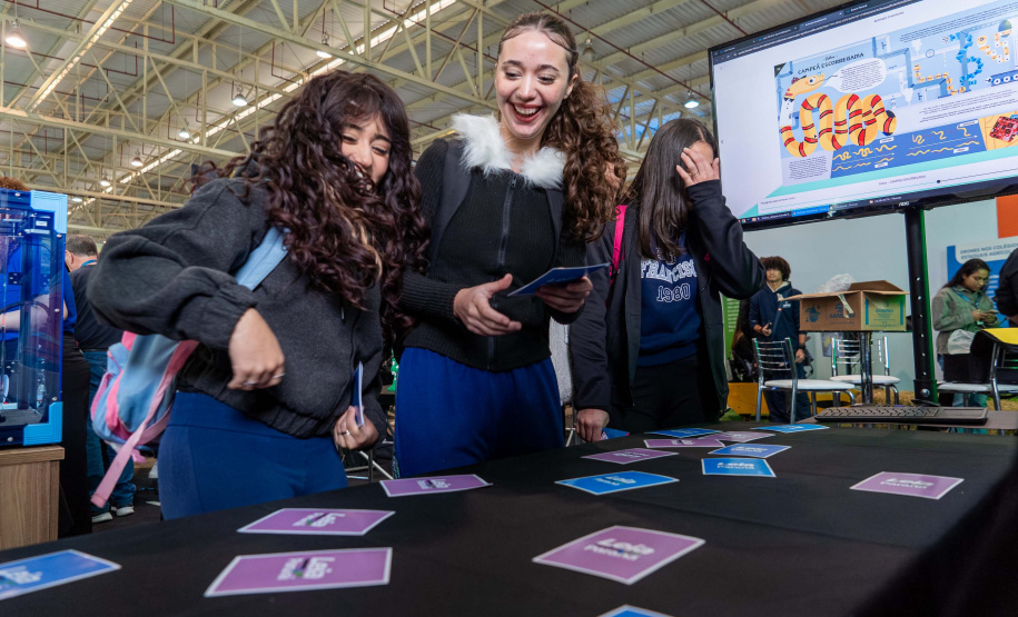 Estado participa da Universo UFPR, maior feira de educação superior do Paraná