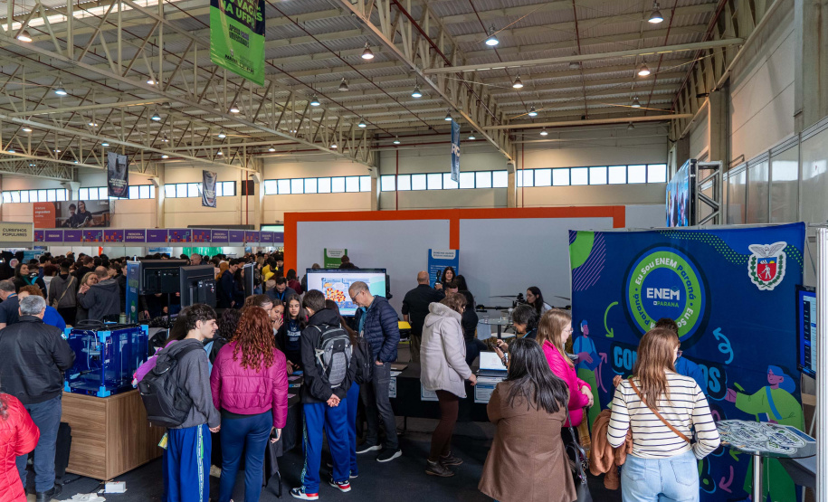 Estado participa da Universo UFPR, maior feira de educação superior do Paraná