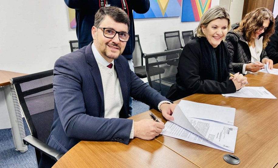 Governo do Paraná amplia avaliação internacional para toda rede estadual de ensino superior
