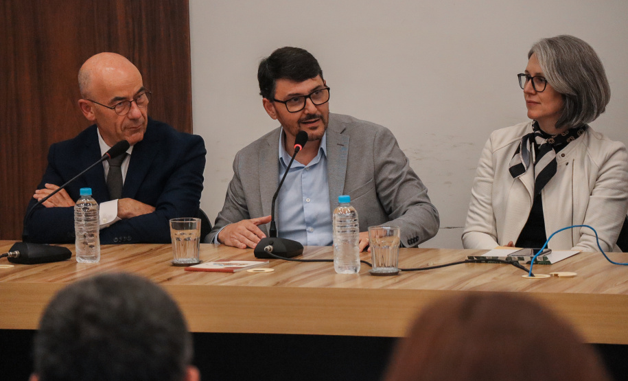 Paraná e instituto português assinam acordo para doutorado em tecnologia agroalimentar