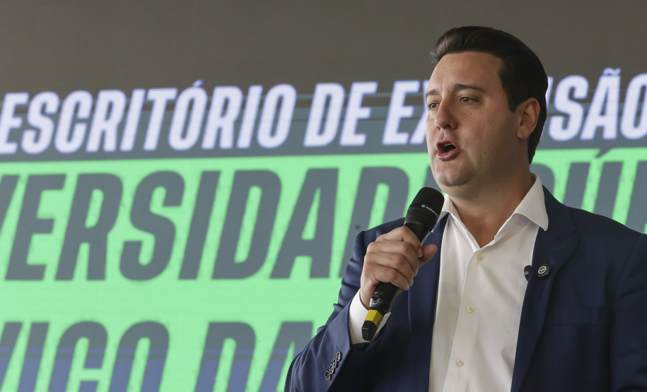 Governador Ratinho Junior inaugura Escritório de Extensão da UEL em Assaí